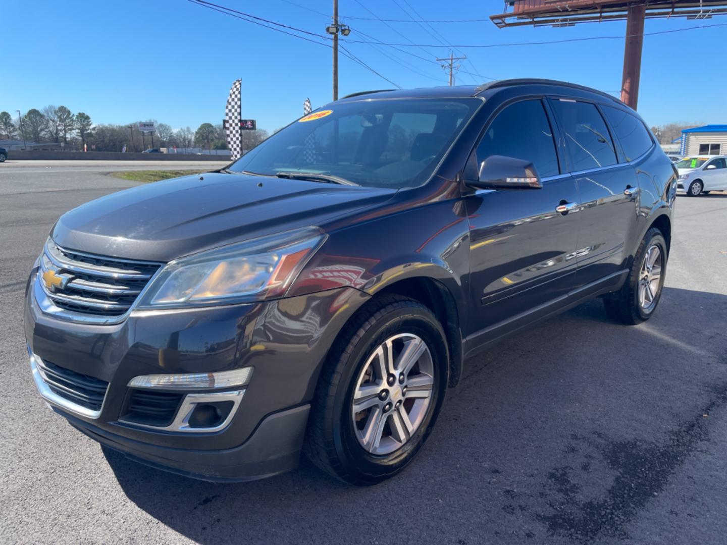 2016 Black Chevrolet Traverse (1GNKRHKD0GJ) with an V6, 3.6 Liter engine, Automatic, 6-Spd transmission, located at 8008 Warden Rd, Sherwood, AR, 72120, (501) 801-6100, 34.830078, -92.186684 - Photo#3